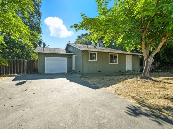 810 Ashmount Ave, Red Bluff, CA 96080