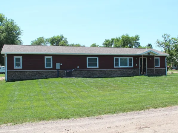 508 E 8th St, Gregory, SD 57533