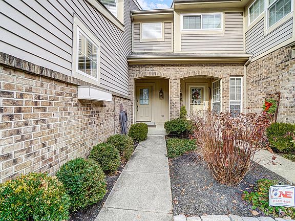 3rd image of 2455 Deerview Ct