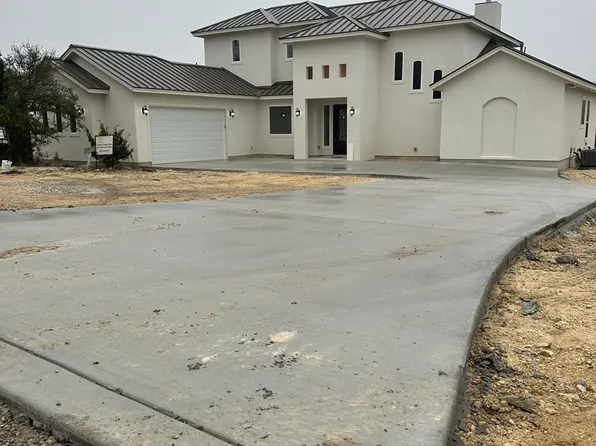 1204 Lakeridge Loop, Bandera, TX 78063