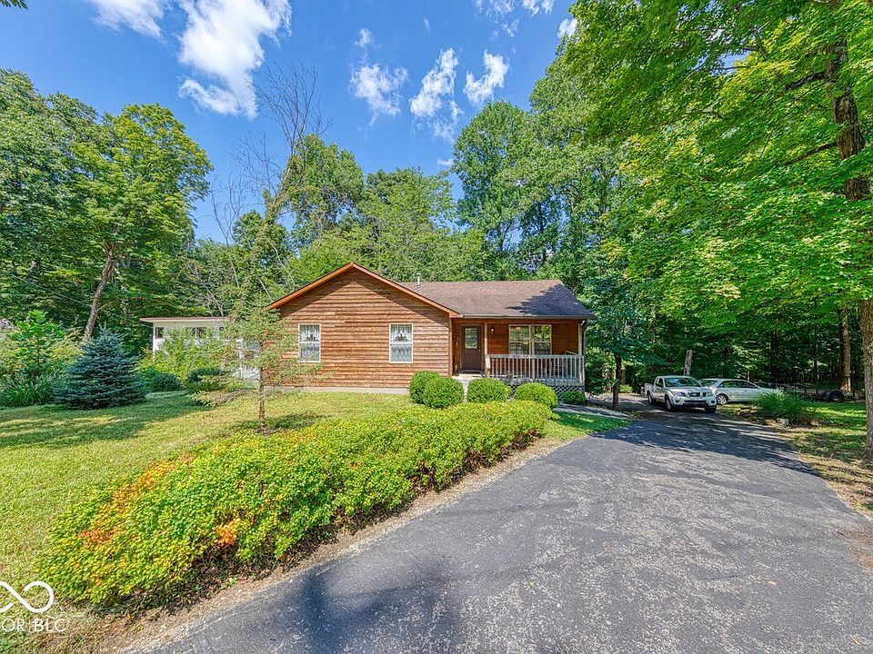 1st image of 8157 Center Lake Rd