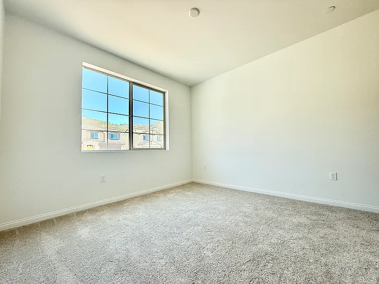 21554 Milam Dr — Photo 7