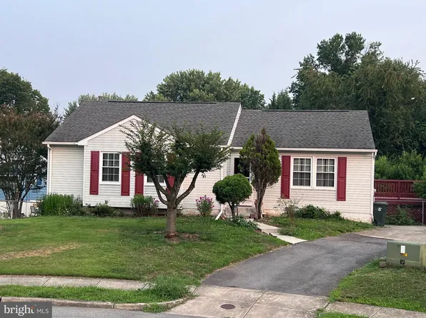 1230 Pinecrest Ave, Hagerstown, MD 21740