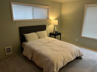 13536 22nd Ave NE #2, Seattle, WA 98125