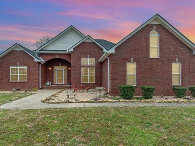 1007 Nature Trl, Castalian Springs, TN, 37031