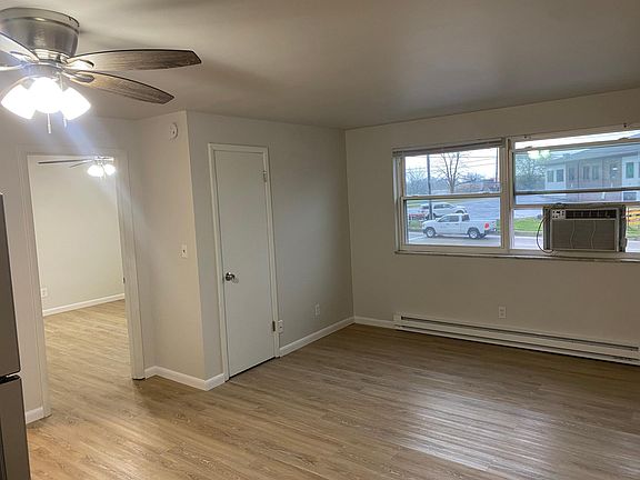 3rd image of 8015 Alexandria Pike APT 8