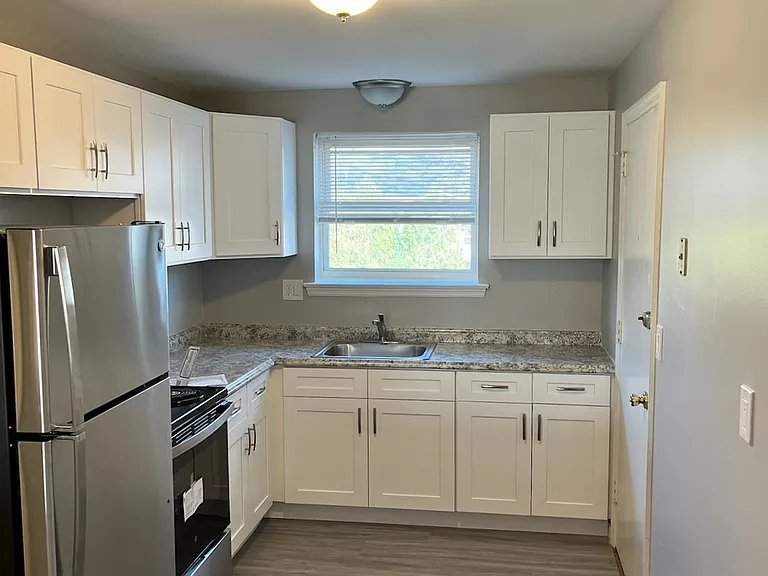 50 Folly Brook Blvd #1 — Photo 1