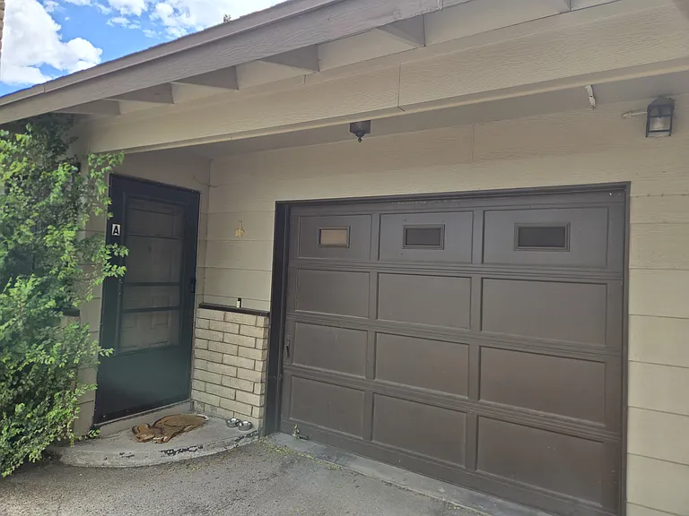 315 W Oak Ave #A — Photo 22