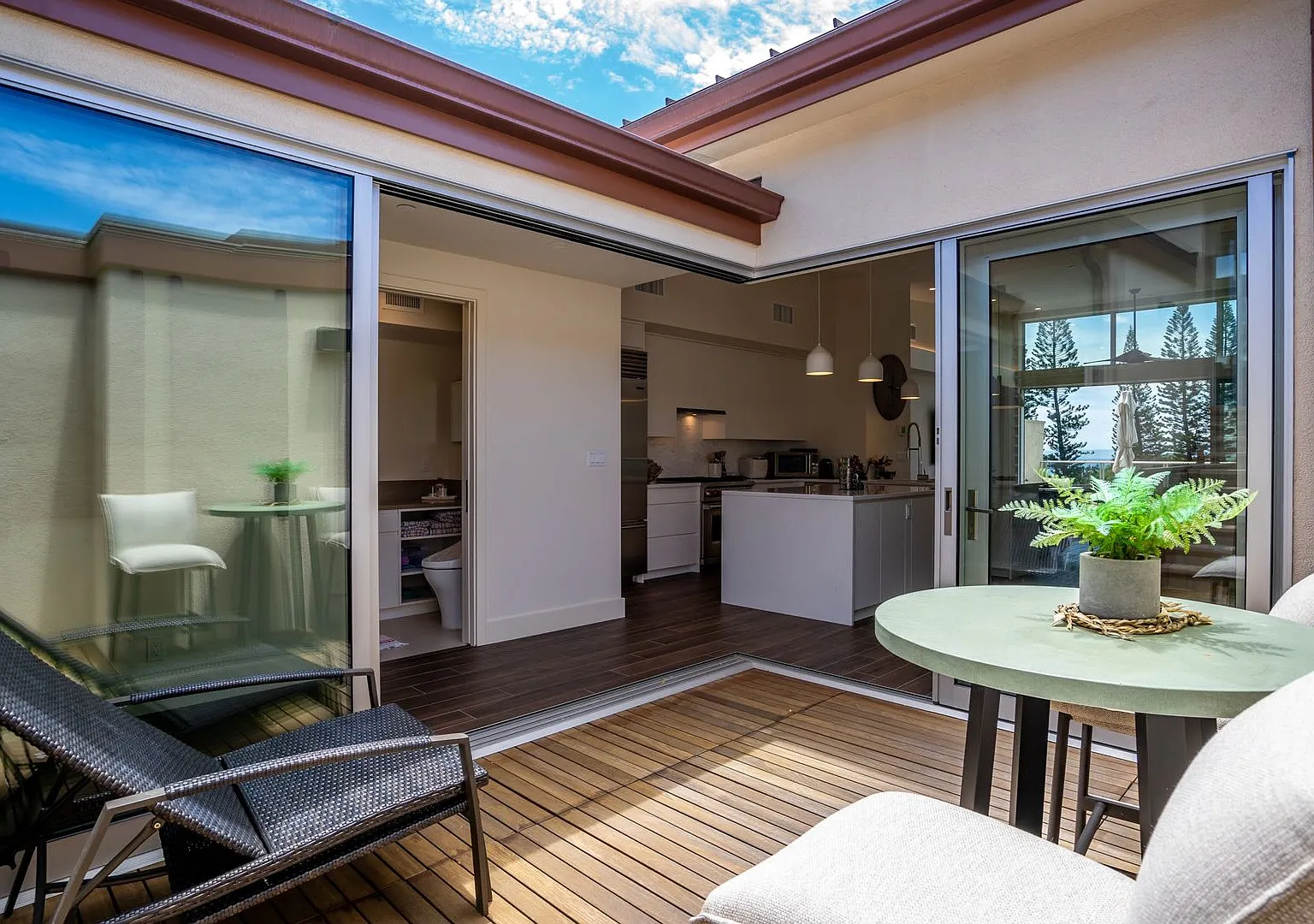 Modern 3 Bedroom, 3 Bathroom Furnished Condo at Makalii in Wailea — Photo 3