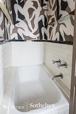 Sold by Terrace Sotheby's International Realty | media 34