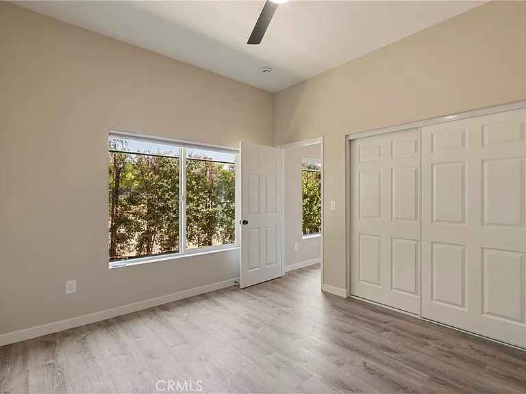 1732 E Ruddock — Photo 12