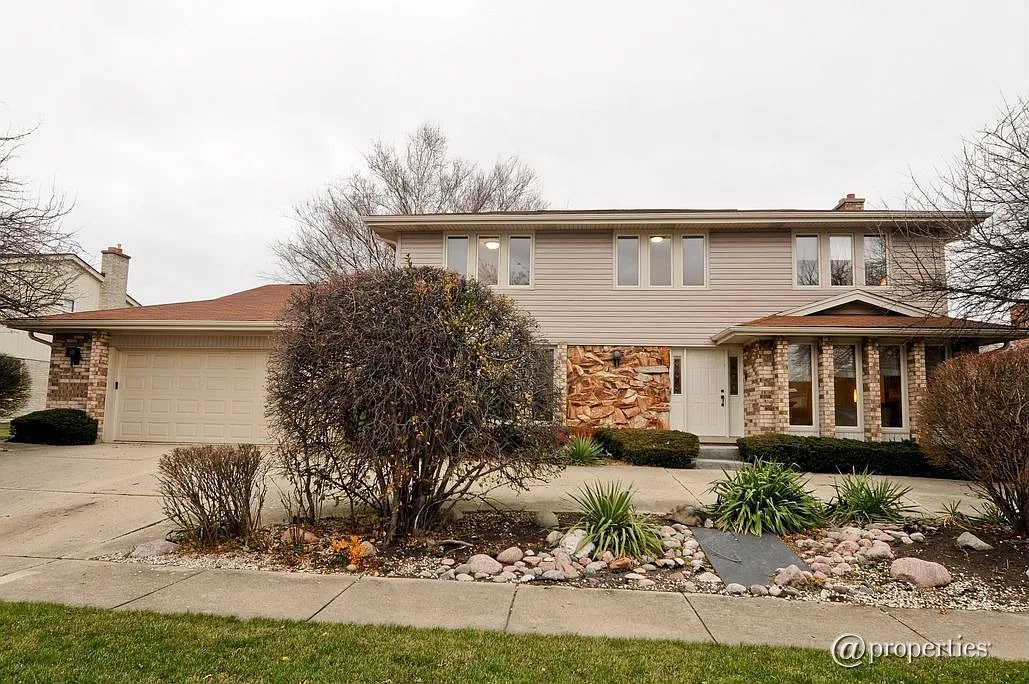 3146 Doriann Dr photo 1