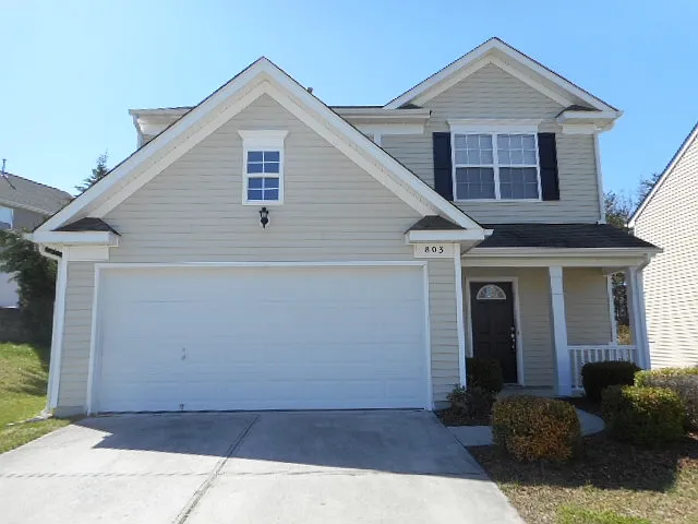 803 Celtic Crossing Dr — Photo 1