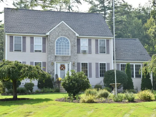 31 Beacon Hill Road, Derry, NH 03038