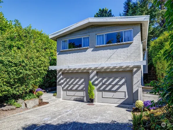 2712 61st Avenue SE, Mercer Island, WA 98040