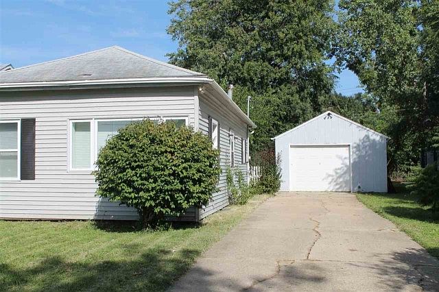1st image of 118 N Oakhill Ave