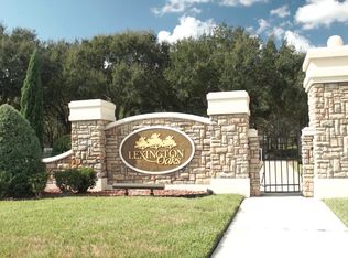 5126 Quadrangle Ct, Zephyrhills, FL 33544