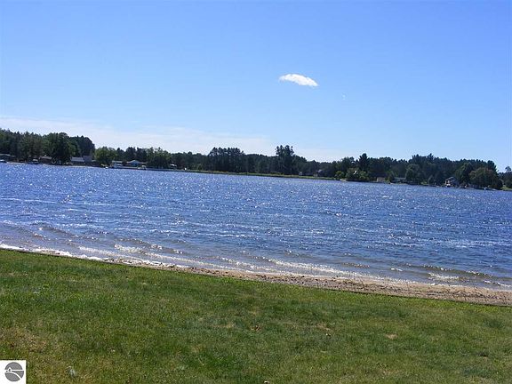 5th image of 2662 Pleasant Lake Shore Dr
