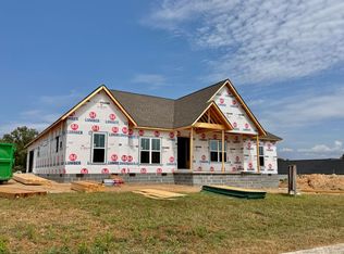 575 Overlook Dr, Dayton, TN 37321