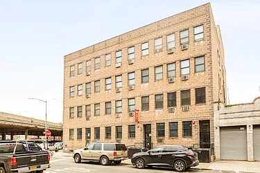 5 Sutton Street in Greenpoint