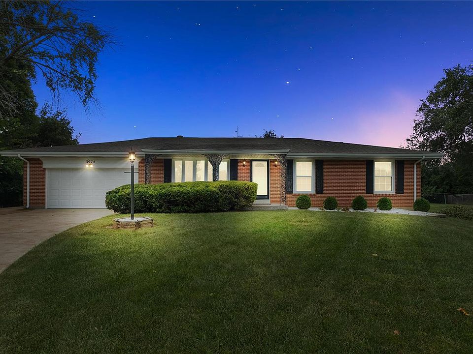 1st image of 3975 Galaxie Dr