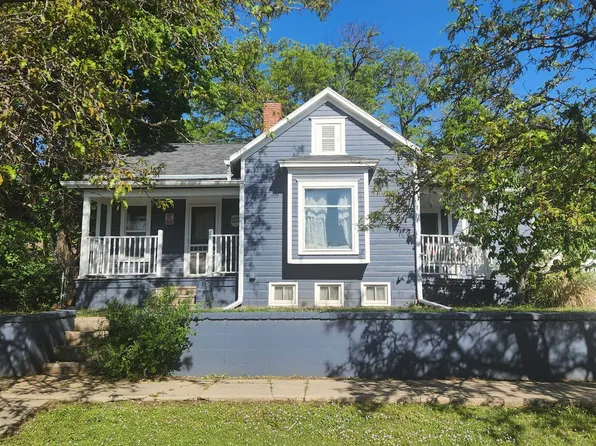 300 W 17th St, Hays, KS 67601