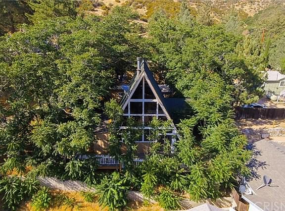 3rd image of 17720 Valley Trl