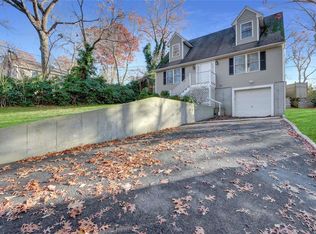 364 Echo Ave, Sound Beach, NY 11789