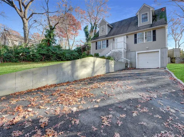 364 Echo Avenue, Sound Beach, NY 11789