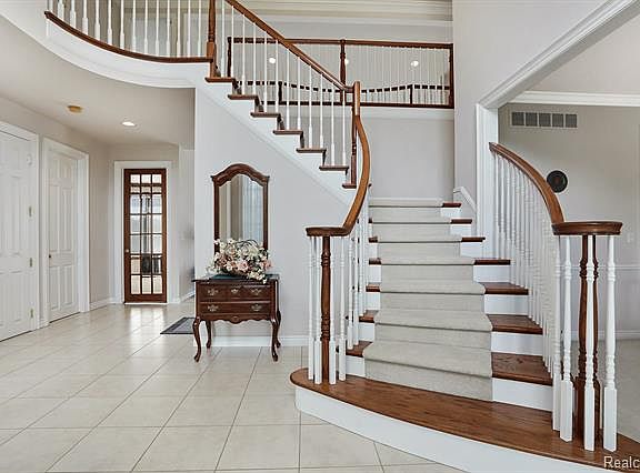 4th image of 3603 N Century Oak Cir