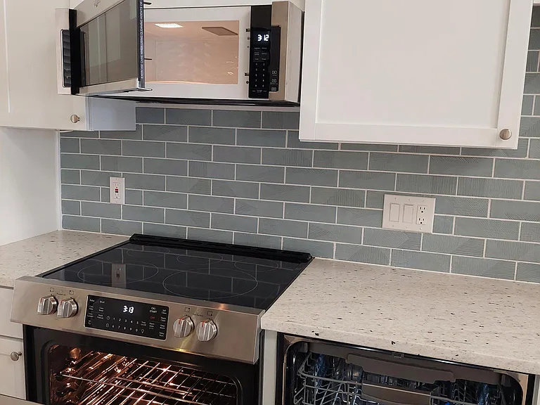 7378 Whitehall Colonial Ln — Photo 10