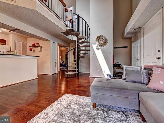 5th image of 6020 Curtier Dr #6020C