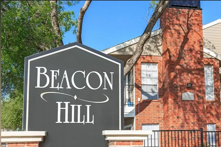 Beacon Hill Apartments