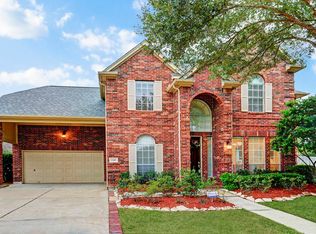 12102 Green Trails Dr, Stafford, TX 77477