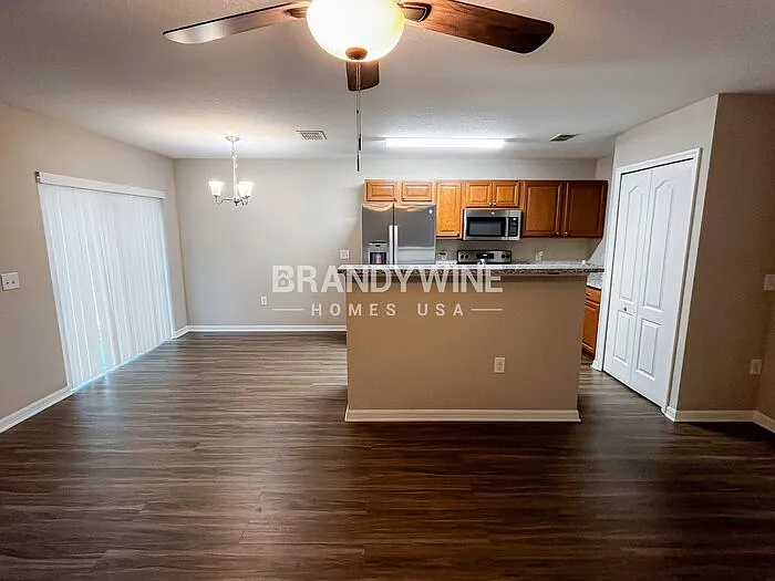 8269 Halls Hammock Ct — Photo 3