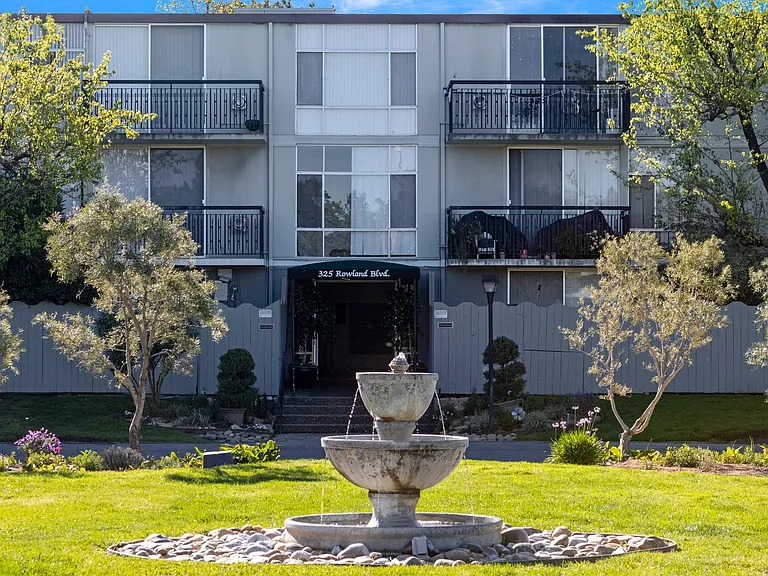 325 Rowland Boulevard — Photo 17