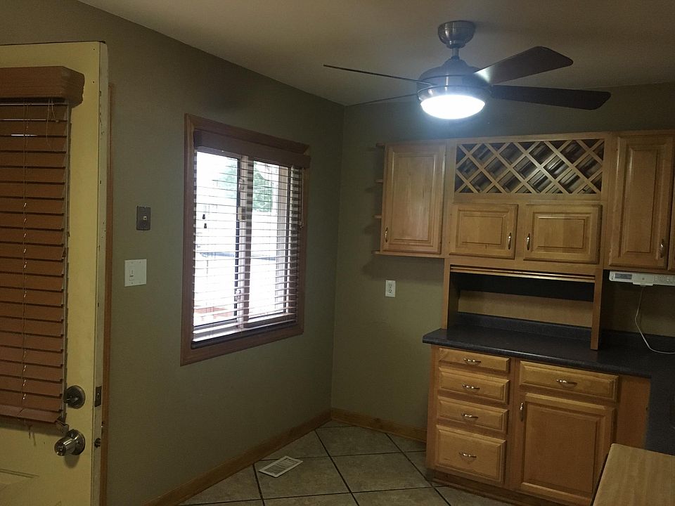 2nd image of 304 Emery Ave