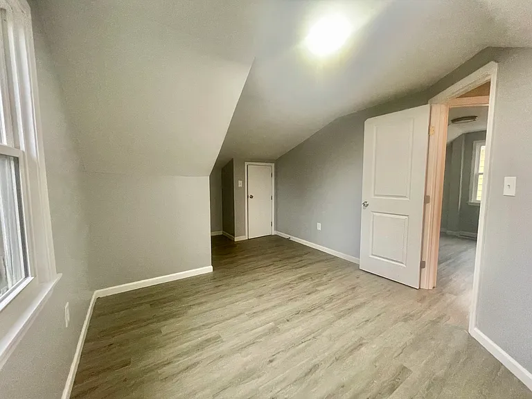 5631 Park Ave — Photo 13