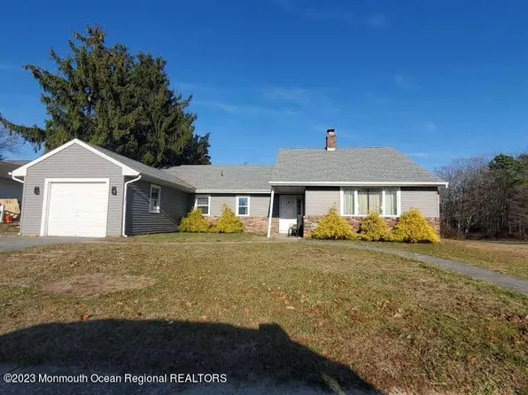 4 James Hollow Drive, Barnegat, NJ 08005