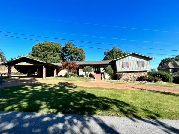 825 Dennison Hts, Batesville, AR 72501