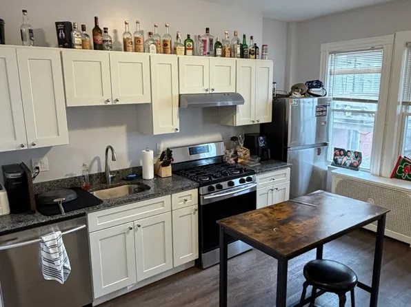67 G St #1, Boston, MA 02127