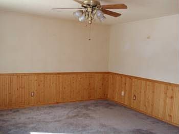 2nd image of 2032 Kathleen Ave