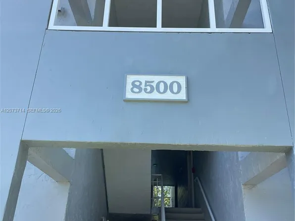 8500 SW 212th St APT 309, Cutler Bay, FL 33189