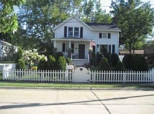 238 Frederick St, Medina, OH 44256