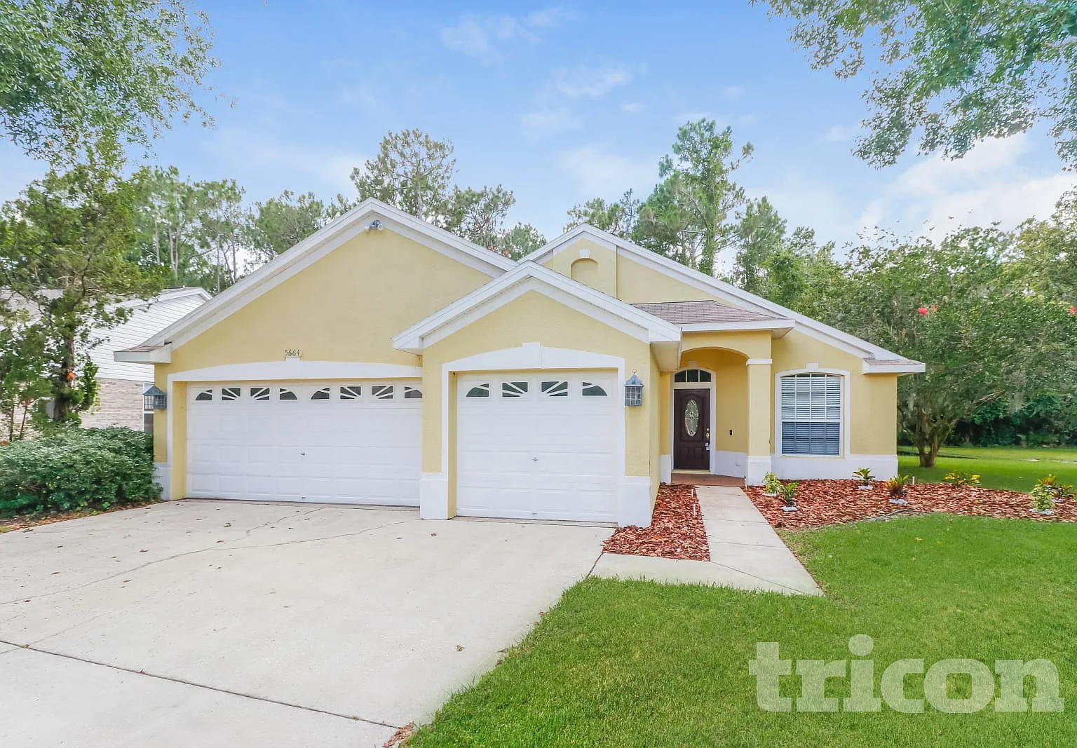 5664 Bridgeton Court Palm Harbor FL — Photo 1
