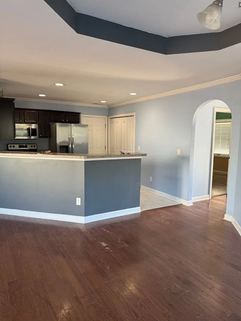 3 Bedroom Home in The Landing at Folkstone- Fenced In Back Yard! — Photo 4