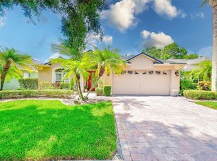 10429 Lightner Bridge Dr, Tampa, FL 33626