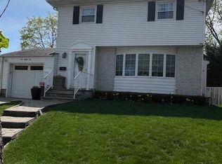 184 Thomas St, Staten Island, NY 10306