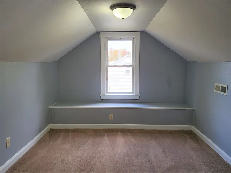 1634 Peartree Rd — Photo 11