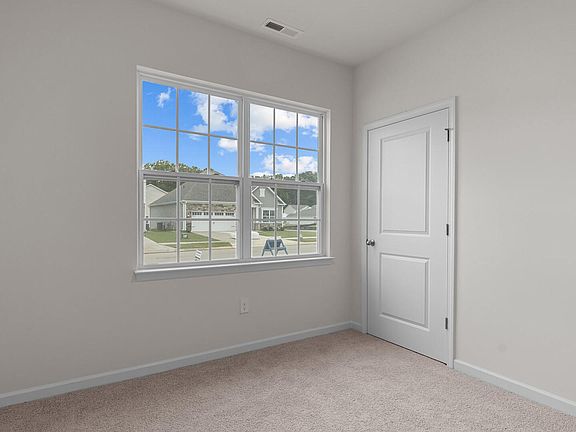 5th image of 109 Brookberry Court